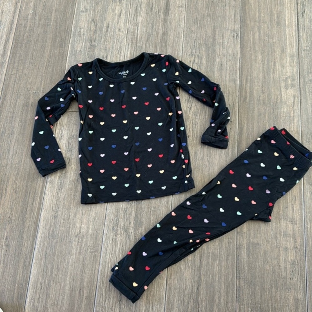 Kyte 2T pajamas